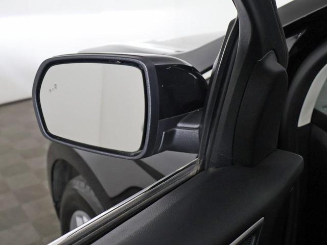 Photo of 2024 Black Metallic Ford Edge