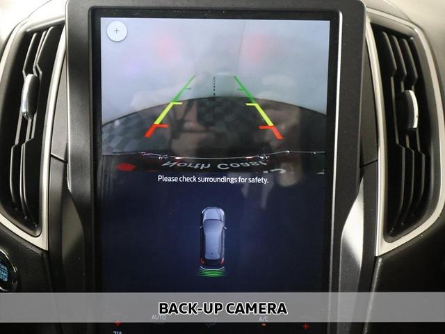 Photo of 2024 Black Metallic Ford Edge