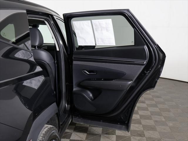 Photo of 2022 Phantom Black Hyundai TUCSON
