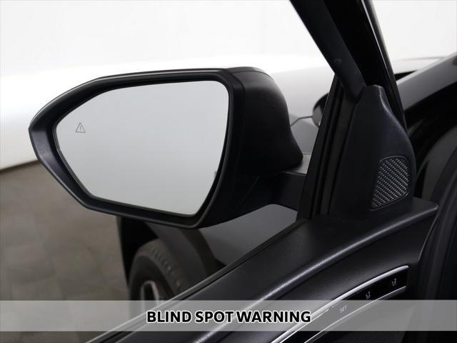 Photo of 2022 Phantom Black Hyundai TUCSON