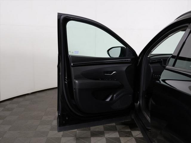 Photo of 2022 Phantom Black Hyundai TUCSON