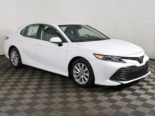 Photo of 2020 Super White Toyota Camry