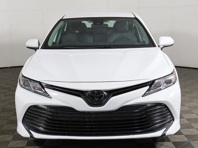 Photo of 2020 Super White Toyota Camry