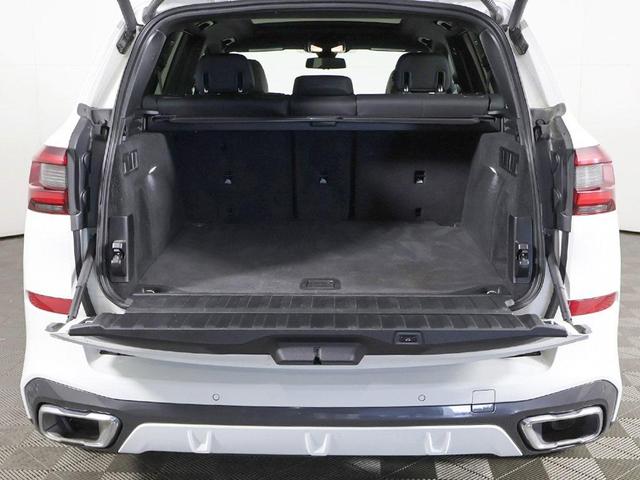 Photo of 2021 Alpine White BMW X5