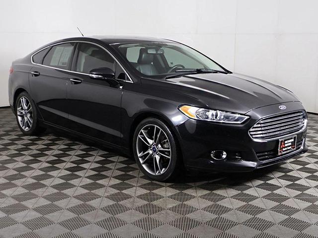 Photo of 2015 Tuxedo Black Ford Fusion