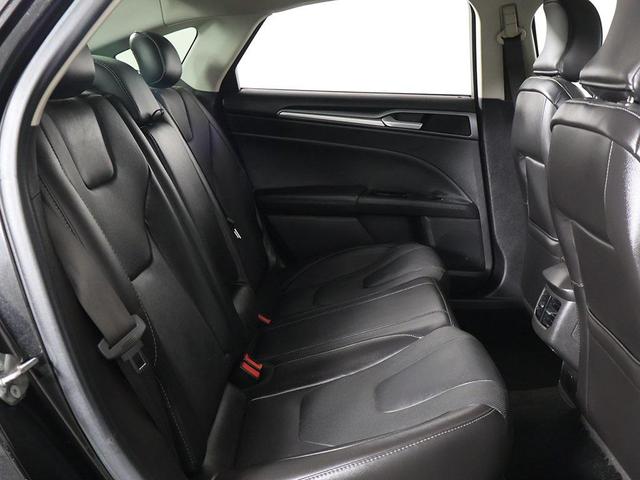 Photo of 2015 Tuxedo Black Ford Fusion