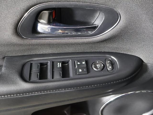 Photo of 2022 Modern Steel Metallic Honda HR-V