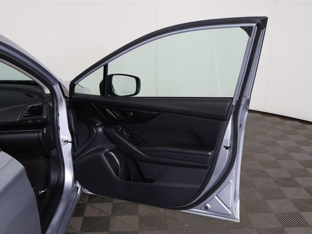 Photo of 2022 Ice Silver Metallic Subaru Impreza