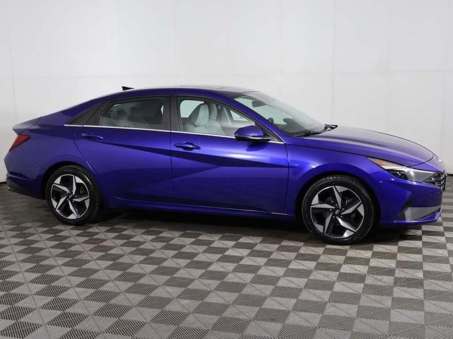 Photo of 2023 Intense Blue Hyundai ELANTRA