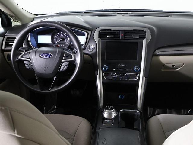 Photo of 2019 Agate Black Ford Fusion