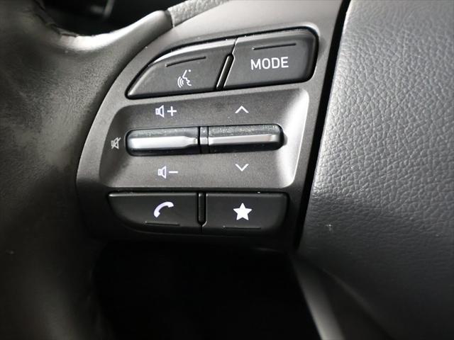 Photo of 2023 Abyss Black Pearl Hyundai KONA