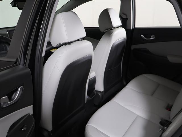 Photo of 2023 Abyss Black Pearl Hyundai KONA