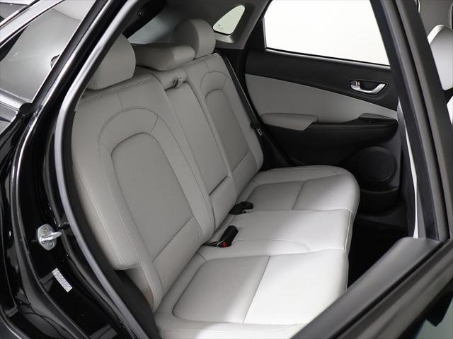 Photo of 2023 Abyss Black Pearl Hyundai KONA