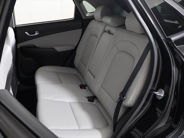 Photo of 2023 Abyss Black Pearl Hyundai KONA