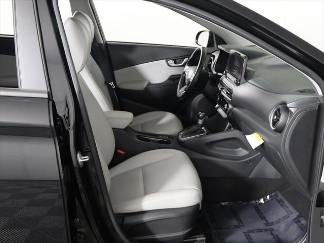 Photo of 2023 Abyss Black Pearl Hyundai KONA