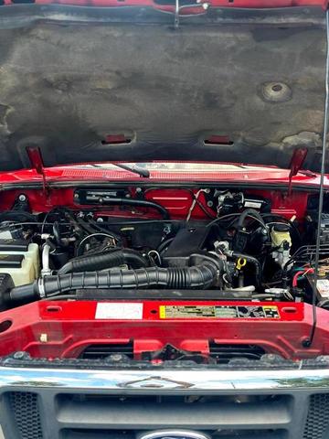 Photo of 2004 Red Ford Ranger