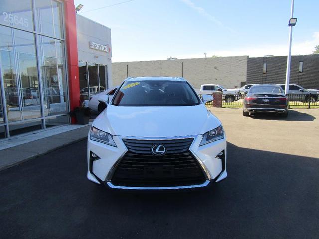 Photo of 2017 White Lexus RX 350