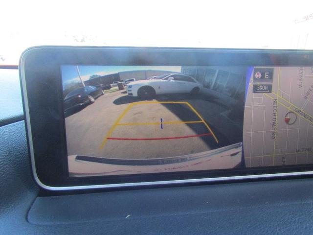 Photo of 2017 White Lexus RX 350