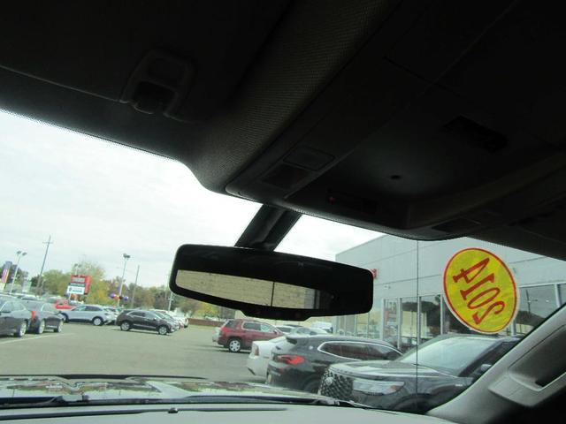 Photo of 2014 Gray Chevrolet Silverado 1500