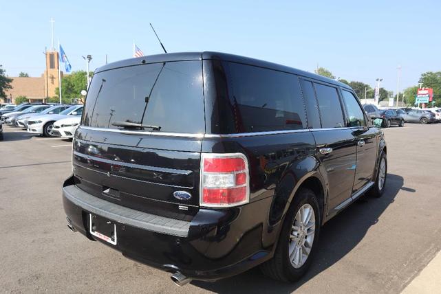 Photo of 2019 Black Ford Flex