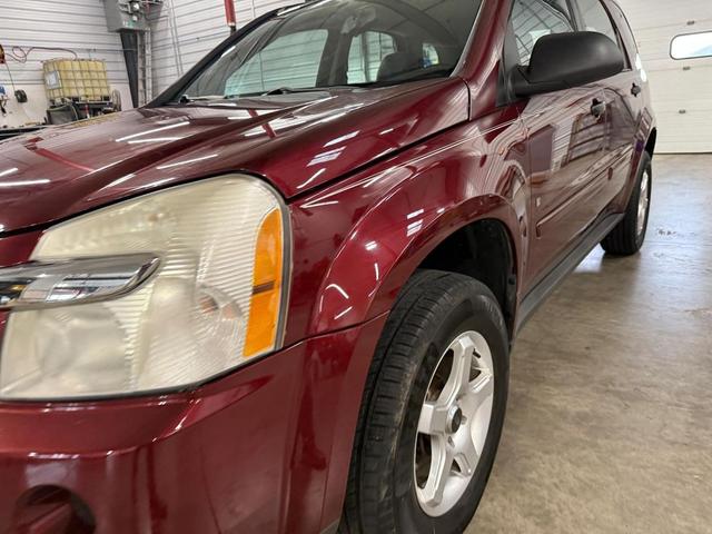 Photo of 2008 Deep Ruby Metallic Chevrolet Equinox