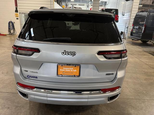 Photo of 2022 Silver Zynith Jeep Grand Cherokee L
