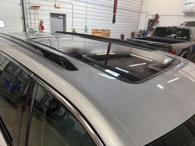 Photo of 2022 Silver Zynith Jeep Grand Cherokee L