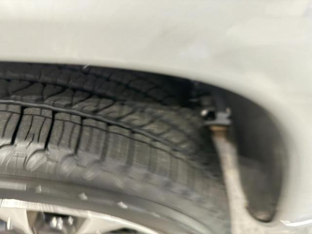 Photo of 2022 Silver Zynith Jeep Grand Cherokee L