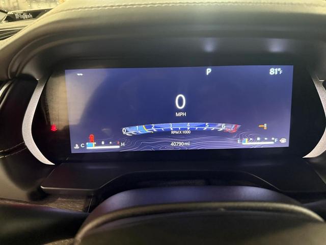 Photo of 2022 Silver Zynith Jeep Grand Cherokee L