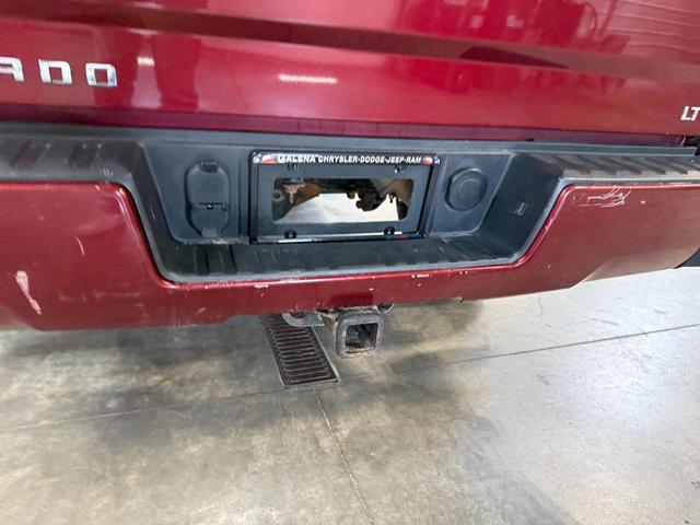 Photo of 2017 Red Chevrolet Silverado 1500