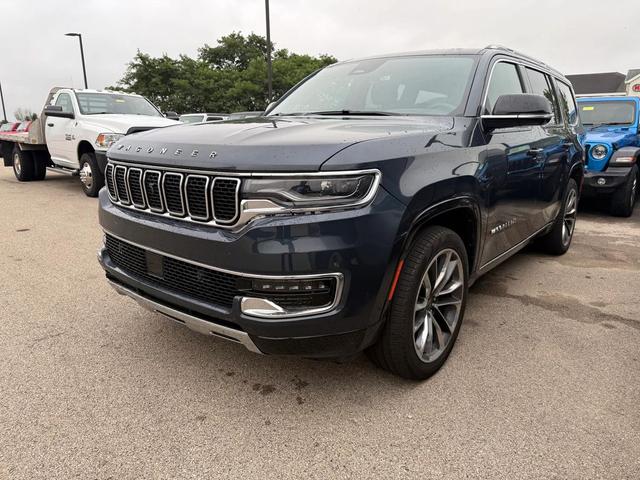 Photo of 2024 Gray Jeep Wagoneer