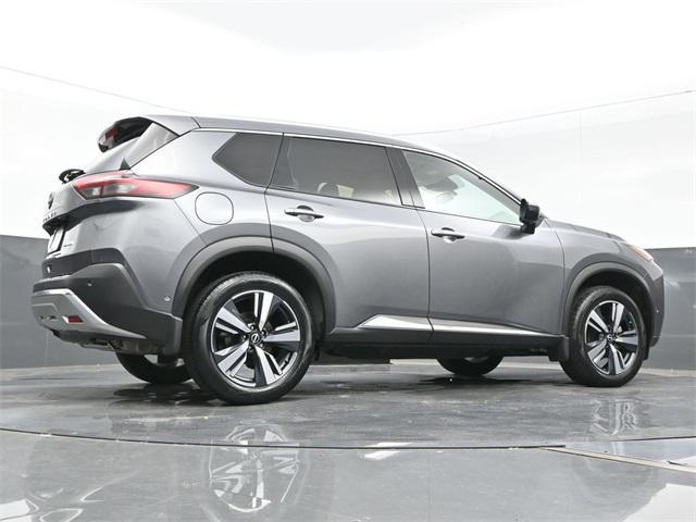 Photo of 2023 Gun Metallic Nissan Rogue