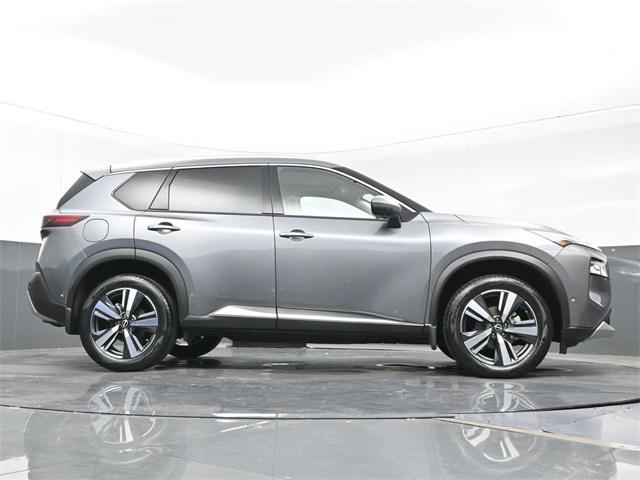 Photo of 2023 Gun Metallic Nissan Rogue