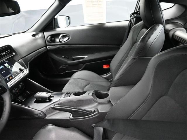 Photo of 2024 Black Diamond Pearl Nissan Z
