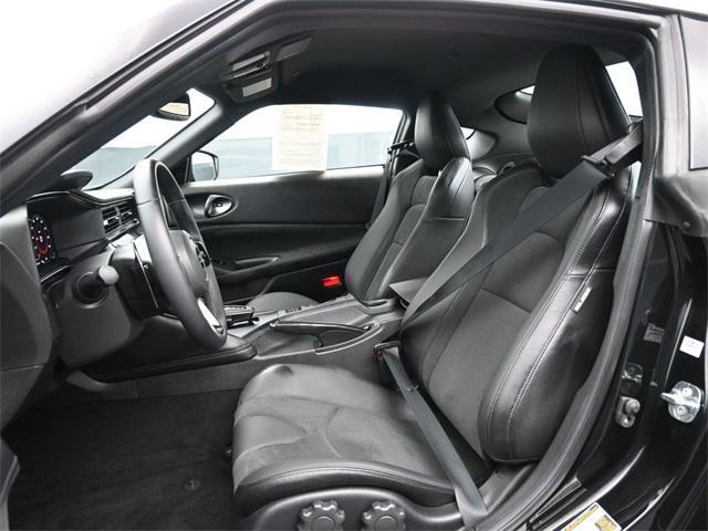 Photo of 2024 Black Diamond Pearl Nissan Z