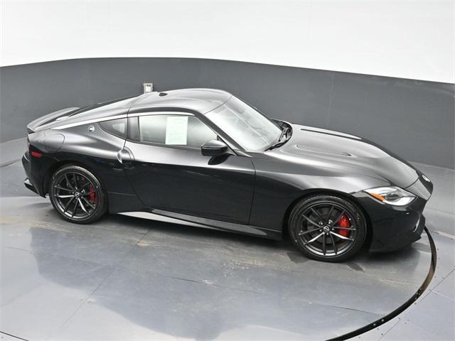 Photo of 2024 Black Diamond Pearl Nissan Z