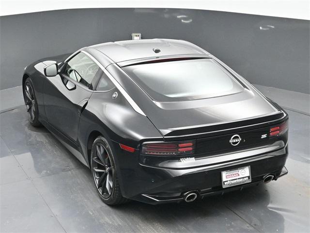 Photo of 2024 Black Diamond Pearl Nissan Z
