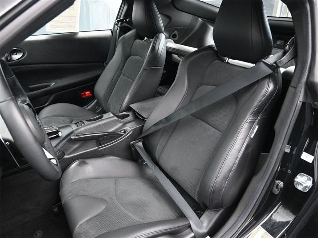 Photo of 2024 Black Diamond Pearl Nissan Z