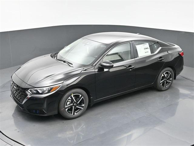 Photo of 2025 Super Black Nissan Sentra