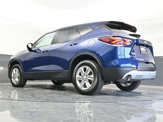 Photo of 2022 Blue Glow Metallic Chevrolet Blazer