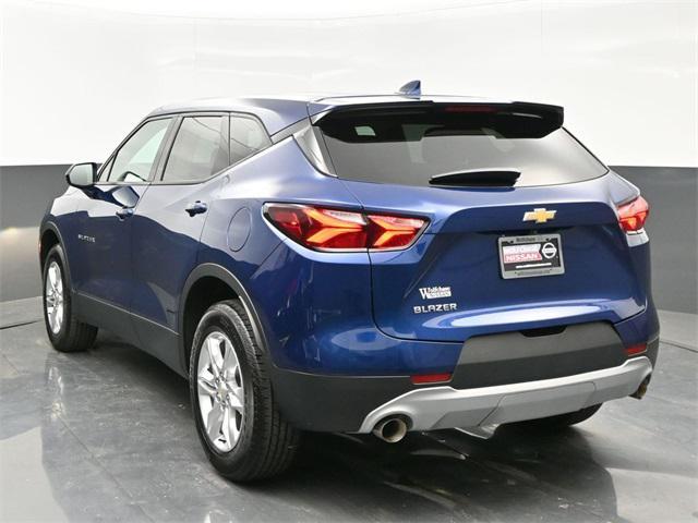 Photo of 2022 Blue Glow Metallic Chevrolet Blazer