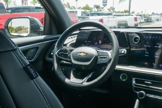 Photo of 2026 Summit White Chevrolet Traverse