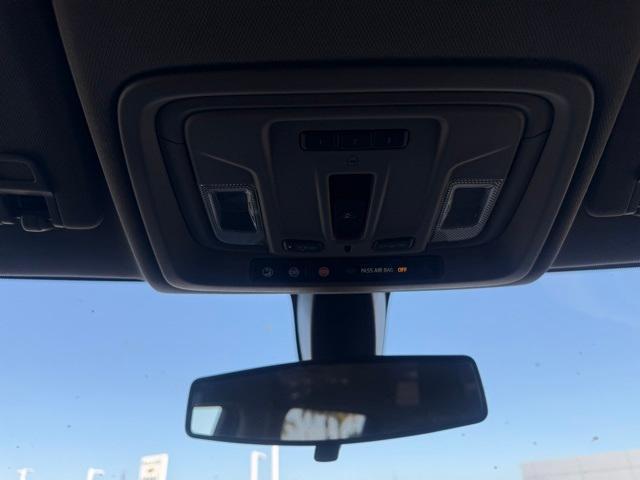 Photo of 2021 Pacific Blue Metallic GMC Sierra 1500