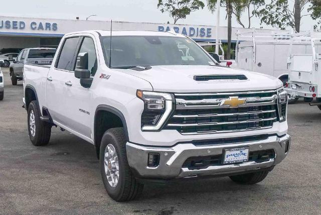 Photo of 2026 Summit White Chevrolet Silverado 2500
