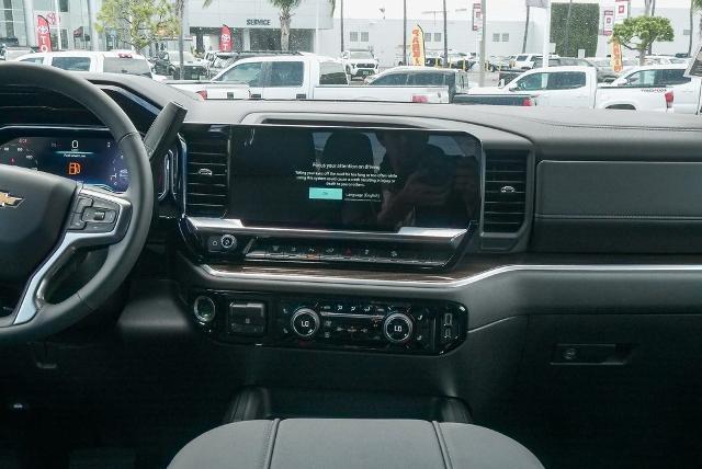 Photo of 2025 Black Chevrolet Silverado 2500
