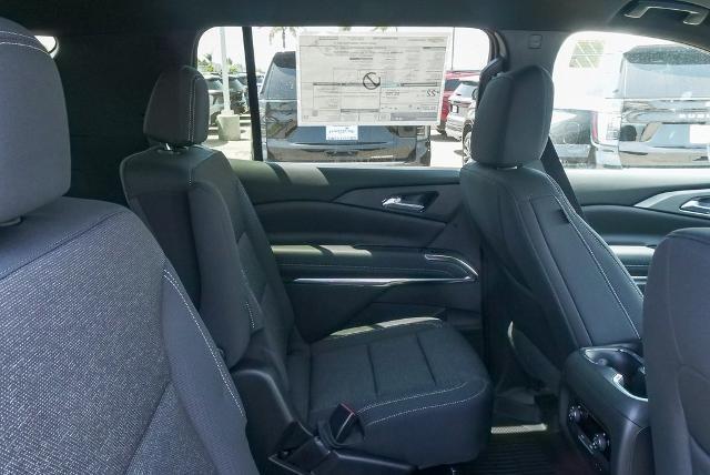 Photo of 2026 Summit White Chevrolet Traverse