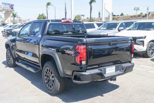 Photo of 2026 Black Chevrolet Colorado