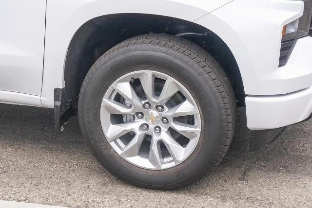 Photo of 2025 Summit White Chevrolet Silverado 1500