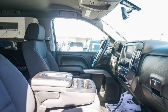 Photo of 2018 Graphite Metallic Chevrolet Silverado 1500