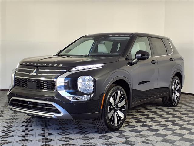 Photo of 2025 Black Diamond Mitsubishi Outlander
